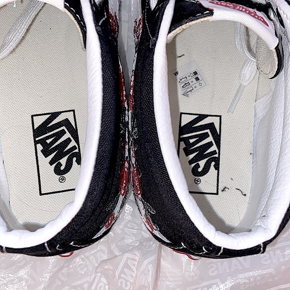 🏷️ BNIB Vans SK8-Mid w/Red Flower’s Embroidered-Sz 8~NEVER WORN! - Picture 9 of 11